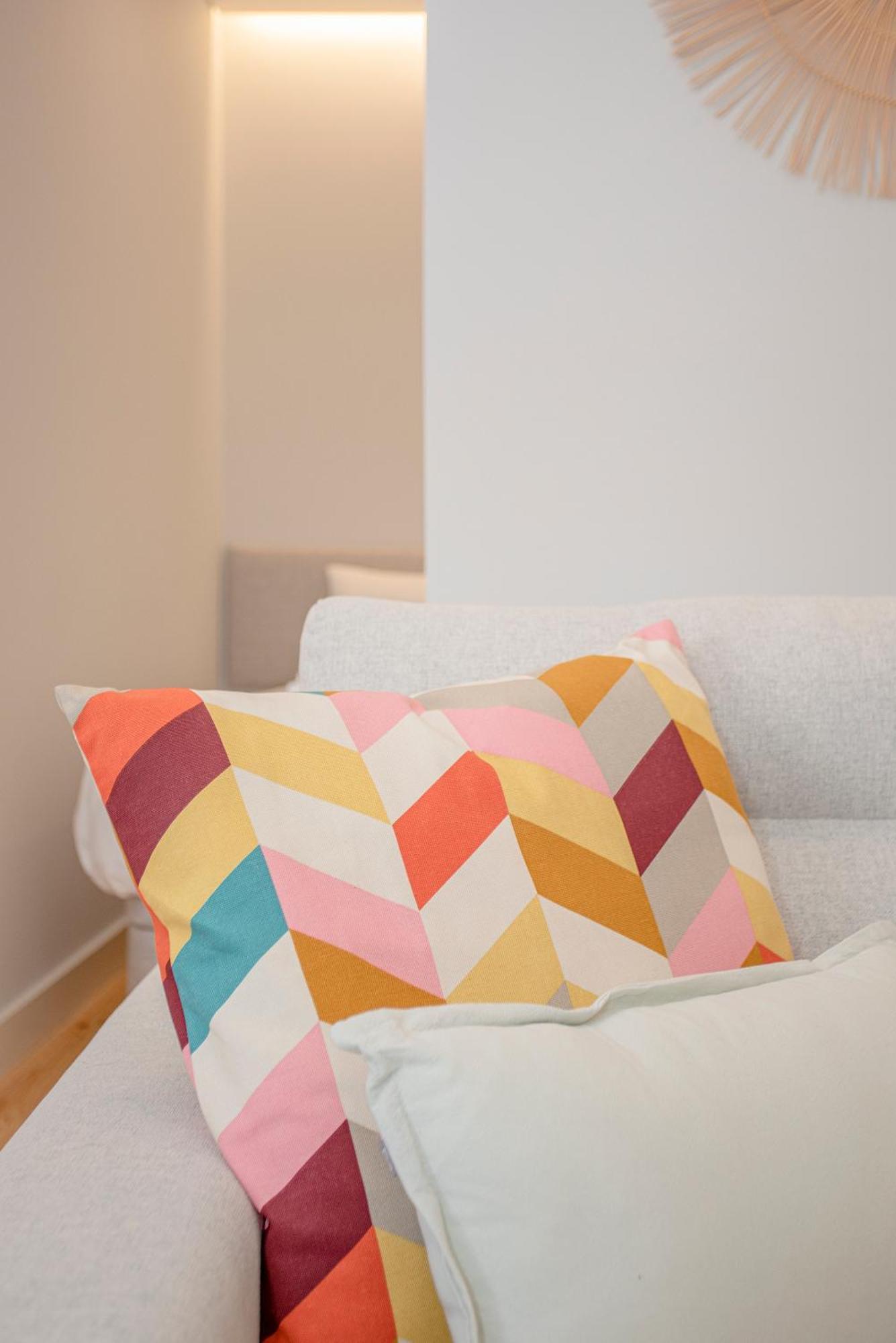 Liiiving In Porto - Aliados Stone Apartment Zewnętrze zdjęcie